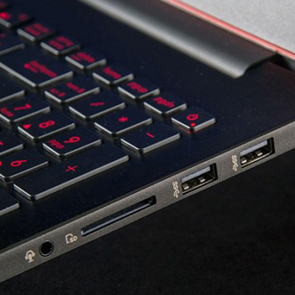 ASUS G501JW - i7-16GB-512SSD-4GB