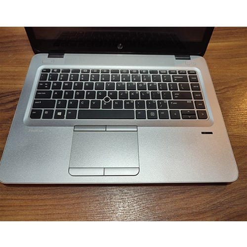 لپ تاپ استوک HP ELITEBOOK 840 G3 I5 (6300U)-8GB-256SSD-INT